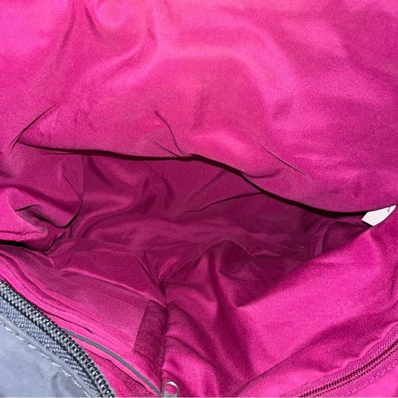 Travelon Anti-Theft Classic Messenger Bag Charcoal 1114 RFID - Picture 8 of 14